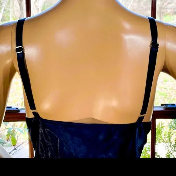 ▪️VTG▪️MYSTIQUE INTIMATES▪️1980's 1990's Retro Black Satin Slip Chemise Nightie - Picture 4 of 6